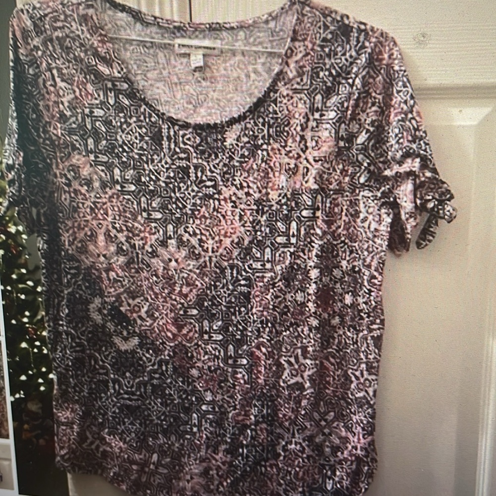 Emily Daniels Short Sleeve Top L